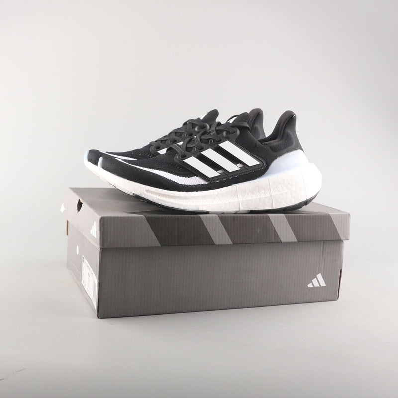 ADIDAS ULTRABOOST LIGHT 23