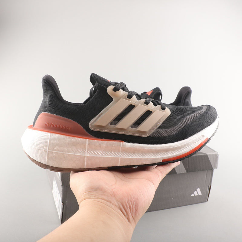 ADIDAS ULTRABOOST LIGHT 23