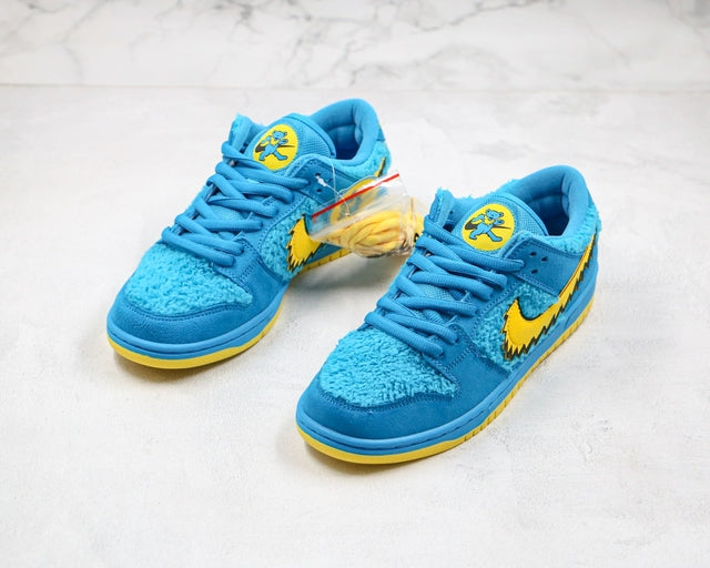 NIKE SB DUNK LOW GRATEFUL DEAD BEARS BLUE