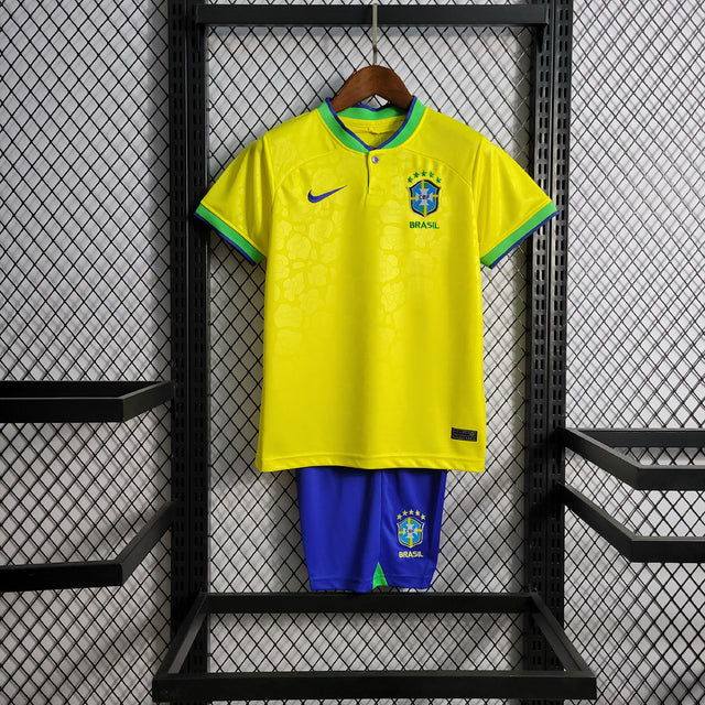 CONJUNTO BRASIL I 22/23