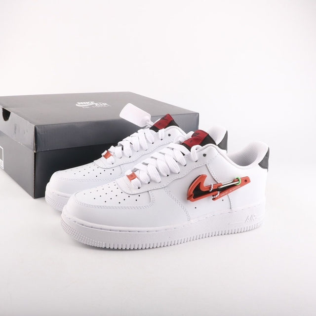 NIKE AIR FORCE 1 '07 PREMIUM CARABINER