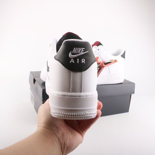 NIKE AIR FORCE 1 '07 PREMIUM CARABINER