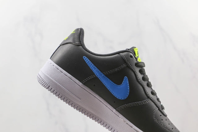 NIKE AIR FORCE 1 LOW CARABINER SWOOSH BLACK