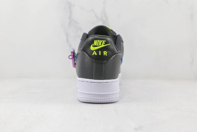 NIKE AIR FORCE 1 LOW CARABINER SWOOSH BLACK