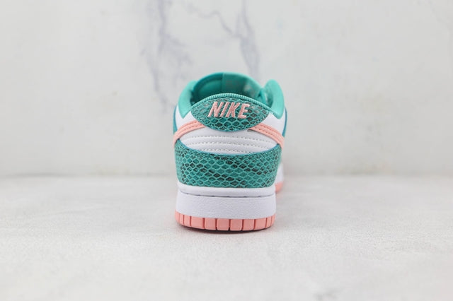 NIKE DUNK LOW SNAKESKIN