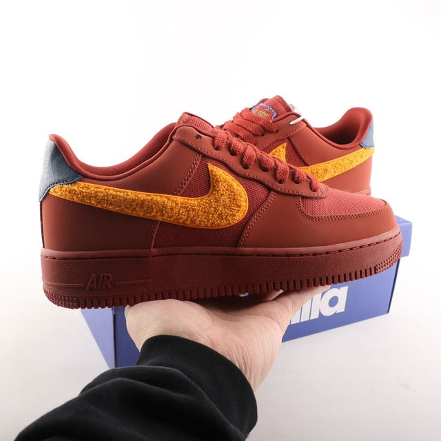 NIKE AIR FORCE 1 LOW WE ARE FAMILIA