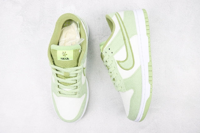 NIKE DUNK LOW FLEECE GREEN