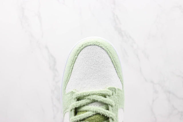 NIKE DUNK LOW FLEECE GREEN