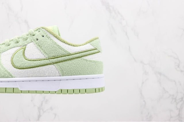 NIKE DUNK LOW FLEECE GREEN