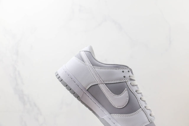 NIKE DUNK LOW WHITE GREY