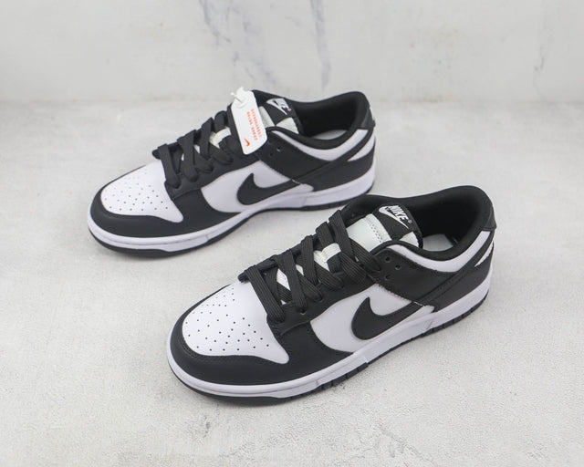 NIKE DUNK LOW RETRO PANDA