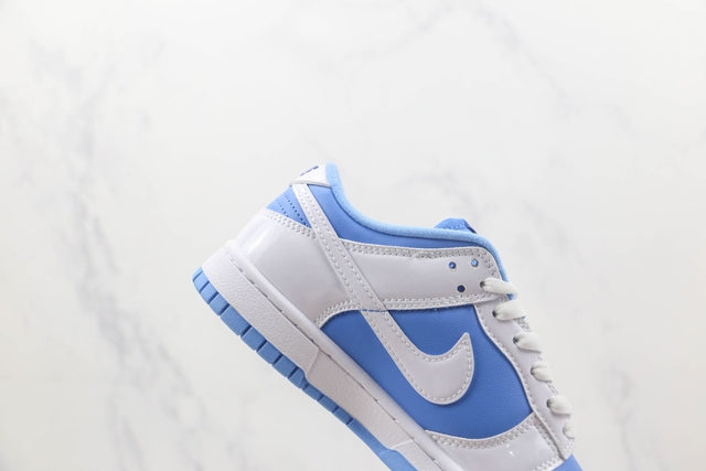 NIKE DUNK LOW REVERSE UNC