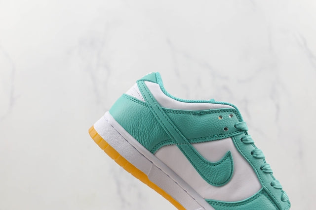 NIKE DUNK LOW TURQUOISE GREEN