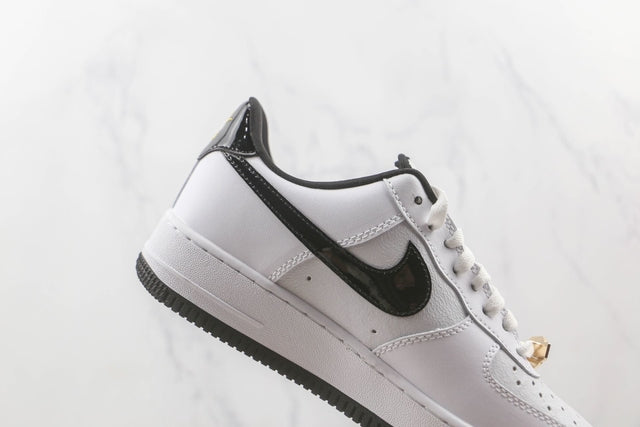 NIKE AIR FORCE 1 WORLD CHAMP