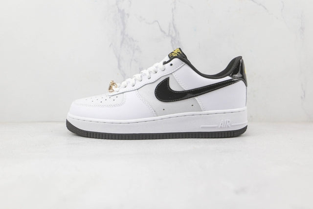 NIKE AIR FORCE 1 WORLD CHAMP